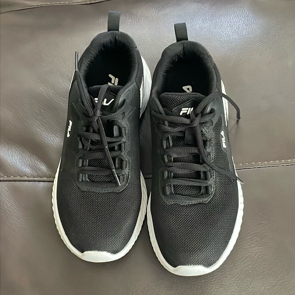 Ladies Fila Running Shoes - Picture 4 of 5